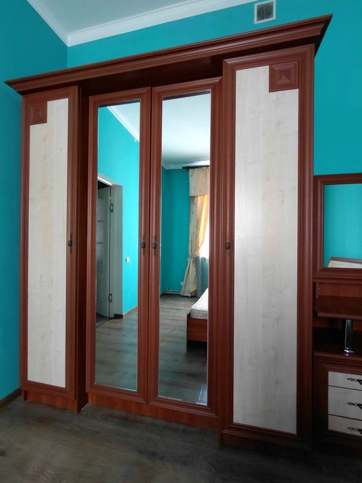 На продажу спальня