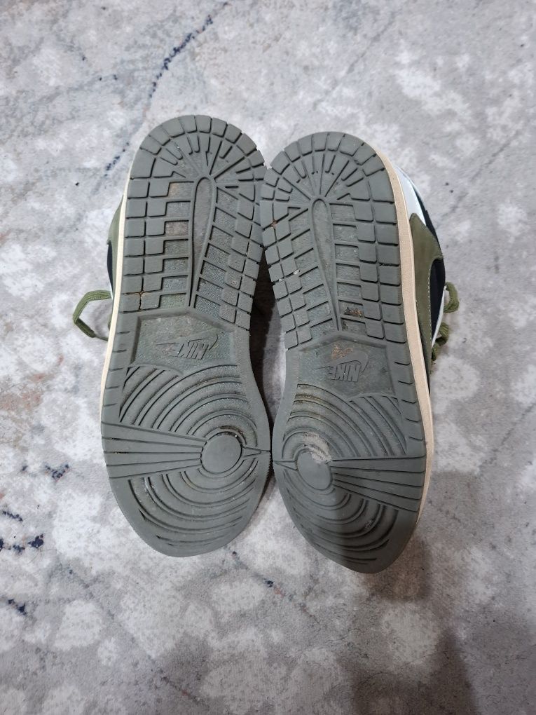 jordan 1 low travis scott olive