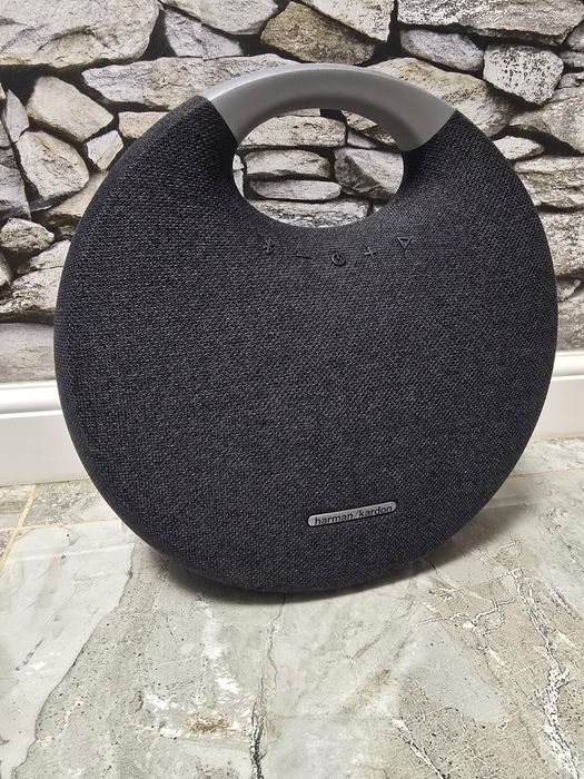 Harman kardon onyx studio 5