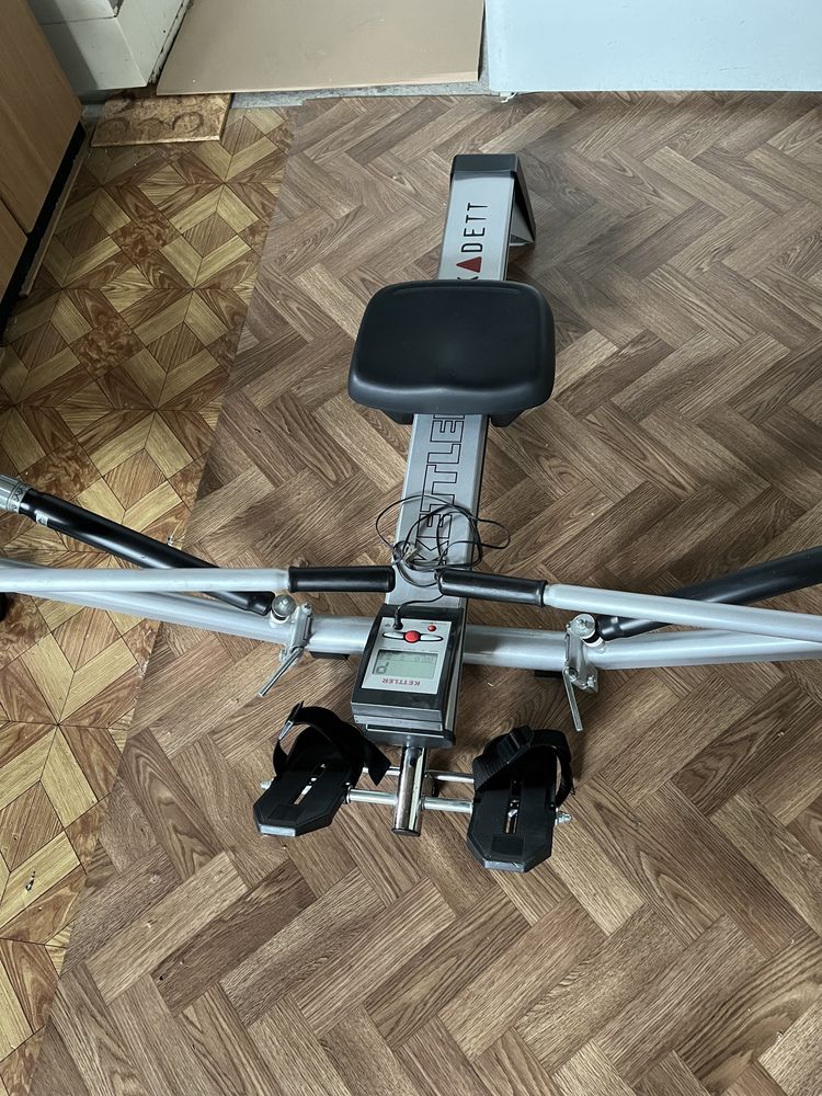 Vând aparat canotaj Ketler Kadett și bicicleta fitness