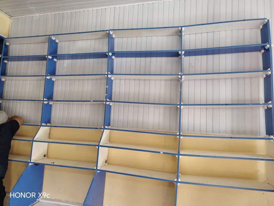 Продаётся полка для магазина