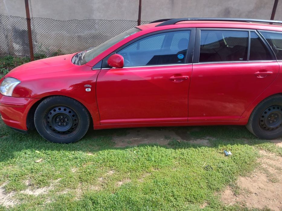 Vant toyota avensis