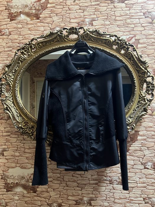 Продам куртку почти новая