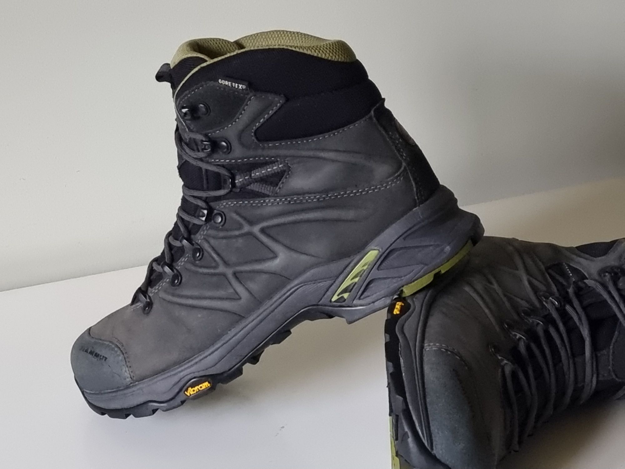 Mammut туристически боти 40 номер