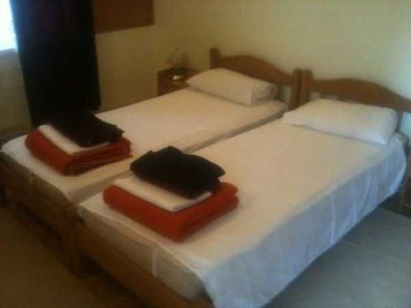 Cazare Pensiune Căciulata Călimănesti cu Piscină cu Apă Termală