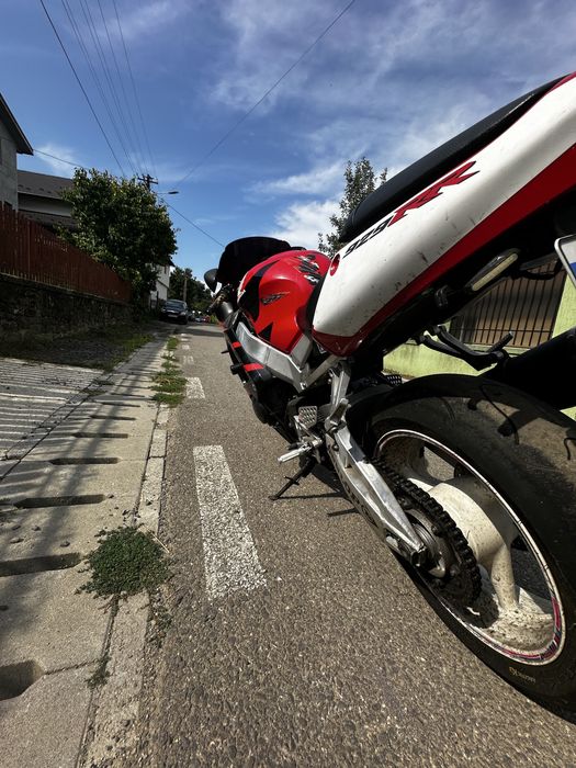 honda cbr 929 fireblade