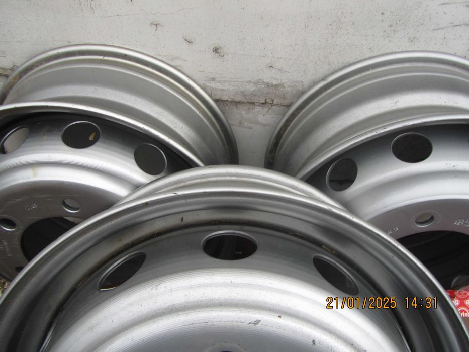 Vand Jante noi pentru mercedes sprinter ,vario si iveco