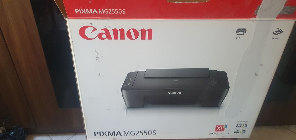 Цветен принтер-копир Canon