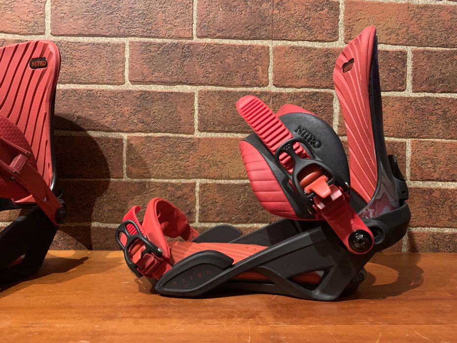 Legături snowboard fete noi Nitro Ivy M
