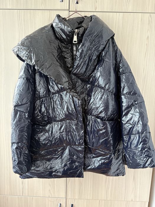 Продам женскую куртку
