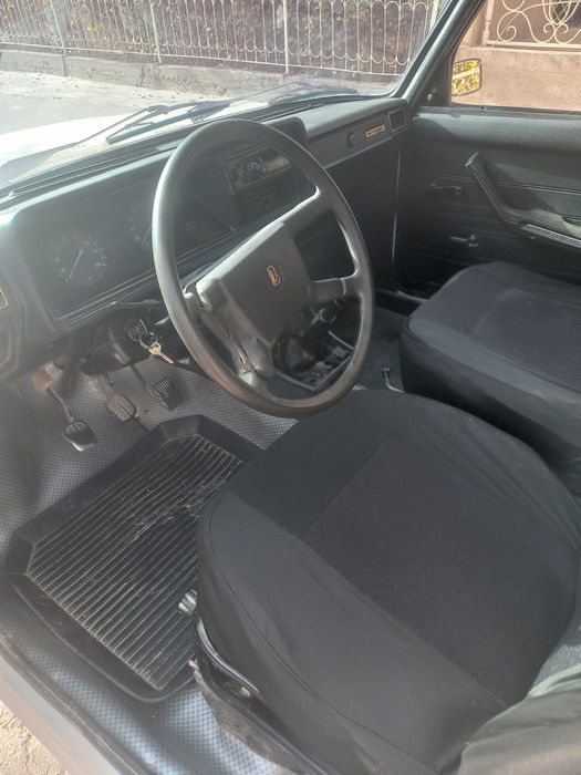 Vaz 2107 sotiladi