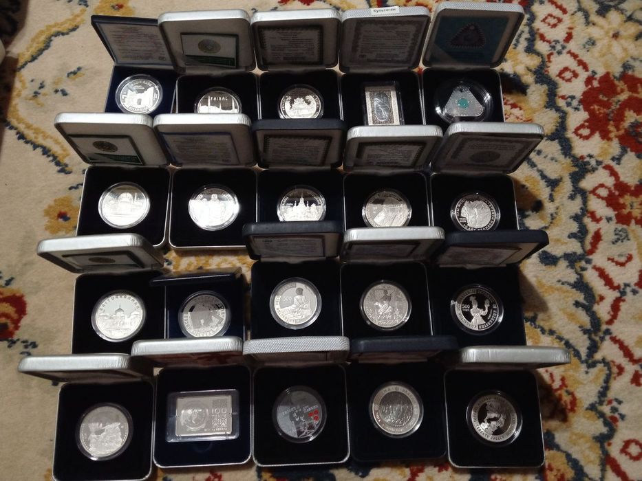 Монеты Казахстана. серебро.