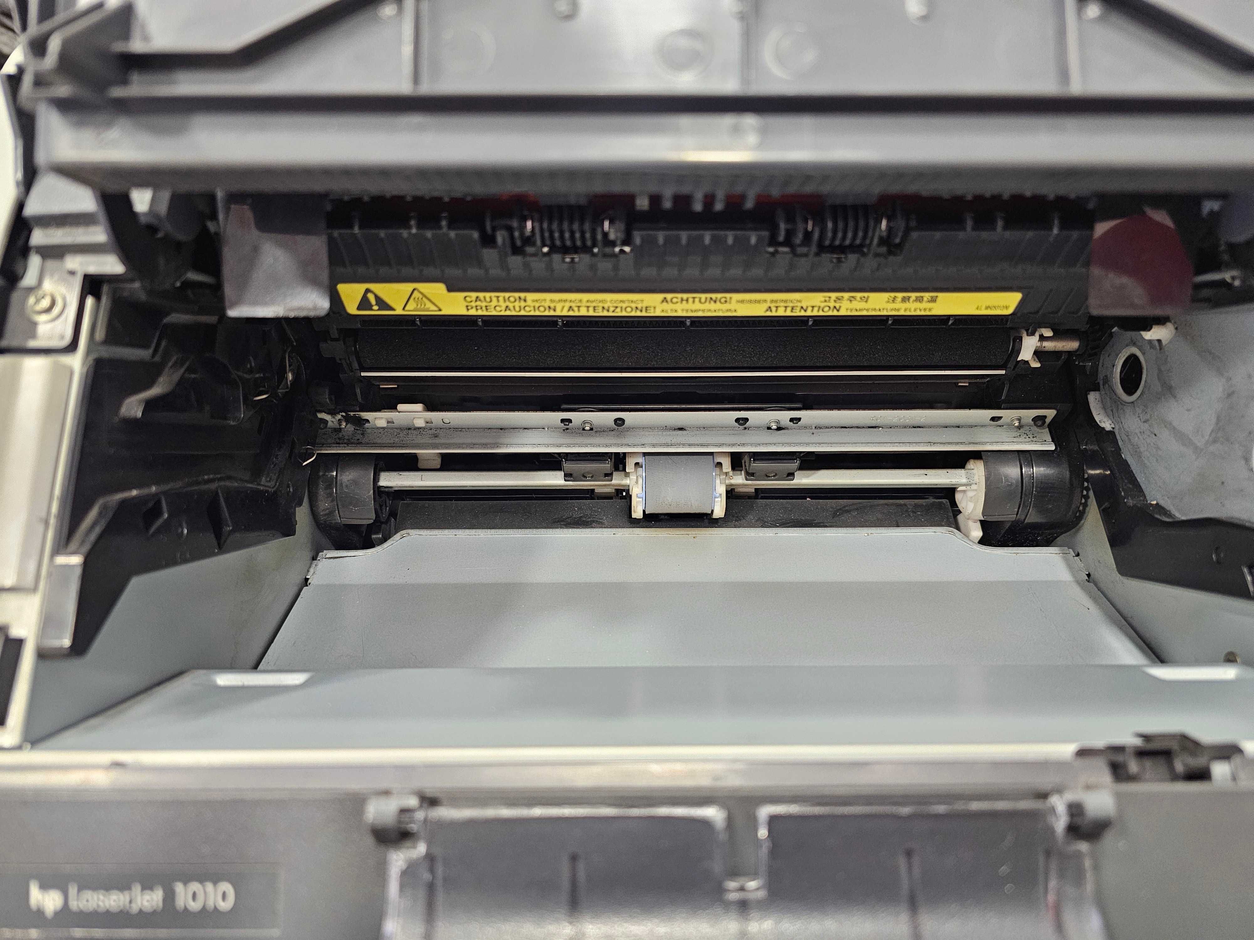 Hp LaserJet 1010 лазерен принтер за офис/дом с 6 месеца гаранция