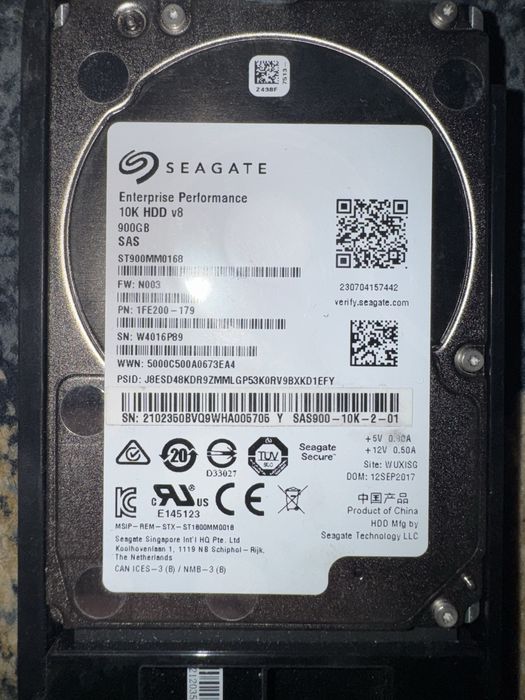 Жесткий диск SAS