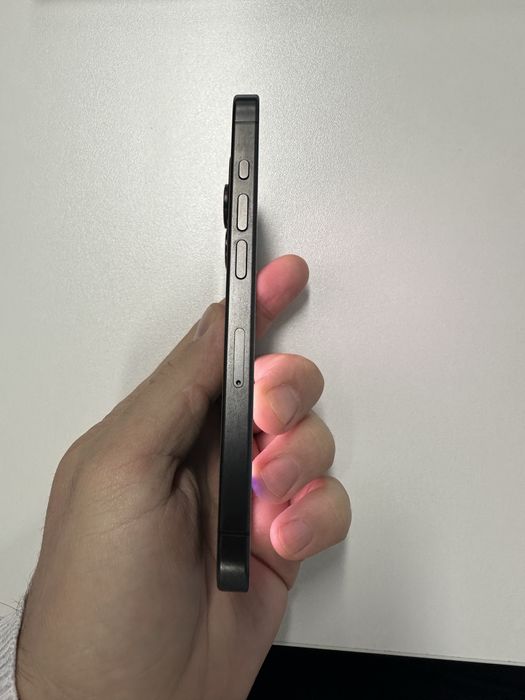 iPhone 15 Pro 128GB 100% батерия Много добро състояние!