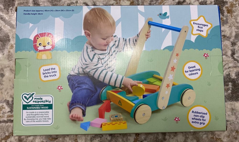 Carucior de lemn pentru copii, NOU în cutie nedesfacut