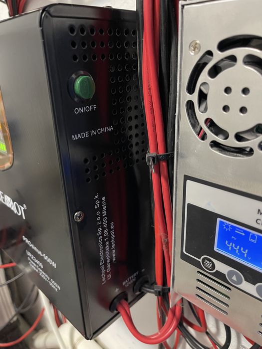 UPS KEMOT, de 500W