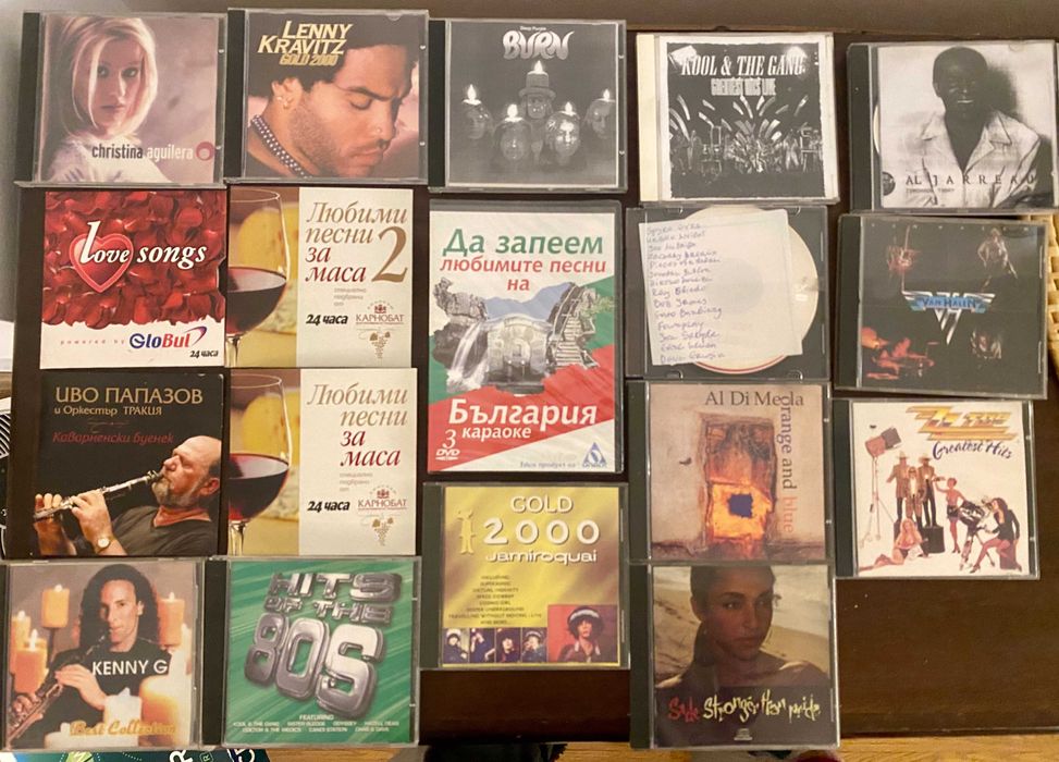 Колекция музика CDs (оригинални и записи)