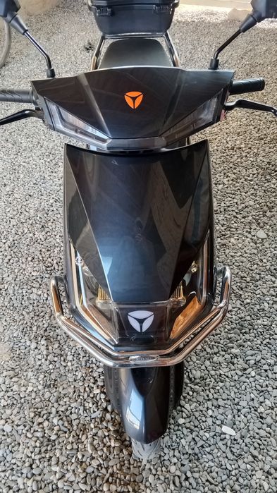 Srochniy sotiladi yadea T5