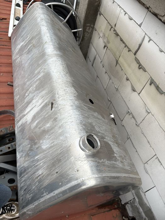 Алуминиев резервоар от “DAF” - 1000L