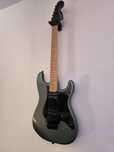 Vând Squier Contemporary Stratocaster