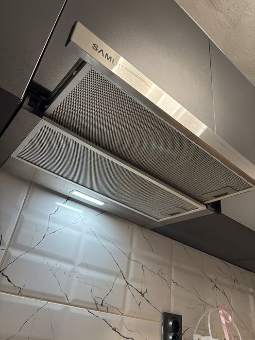 Hota samus 67W aproape noua