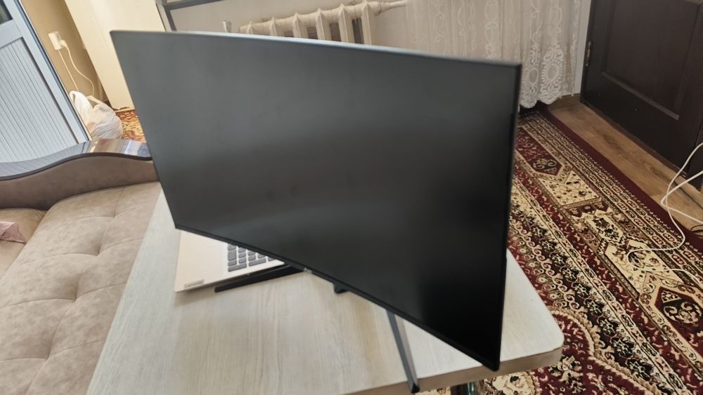 Axe Curved Manitor 27dyum