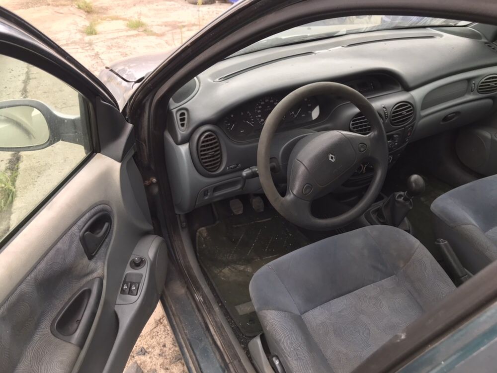 Renault Megane 2.0 113кс 1997г На Части