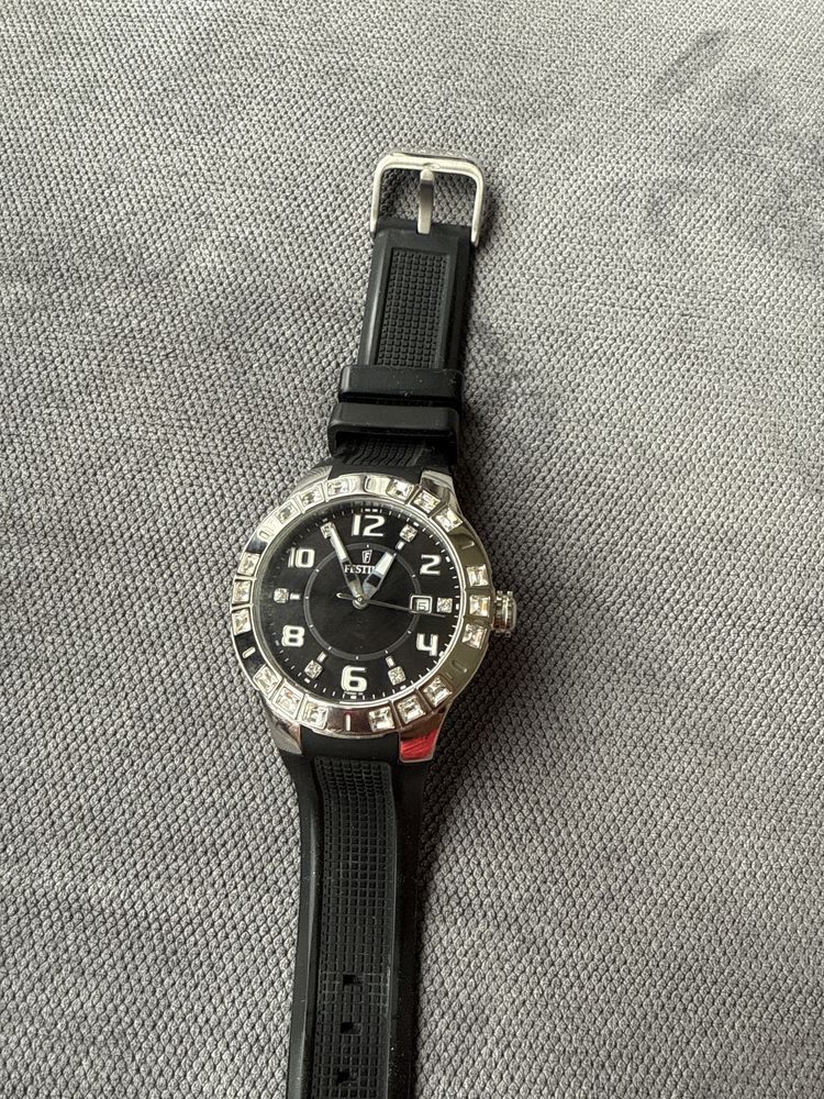 Часовник - Festina