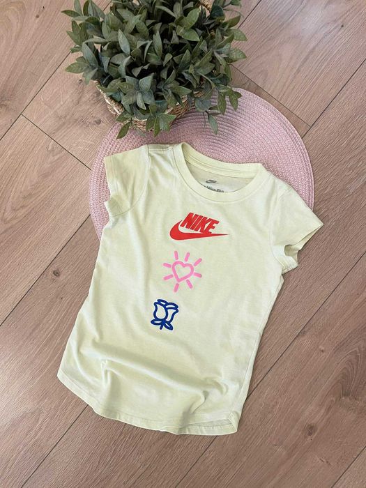 Дрехи за момиче Guess, Zara, Nike, GAP, PRIMIGI