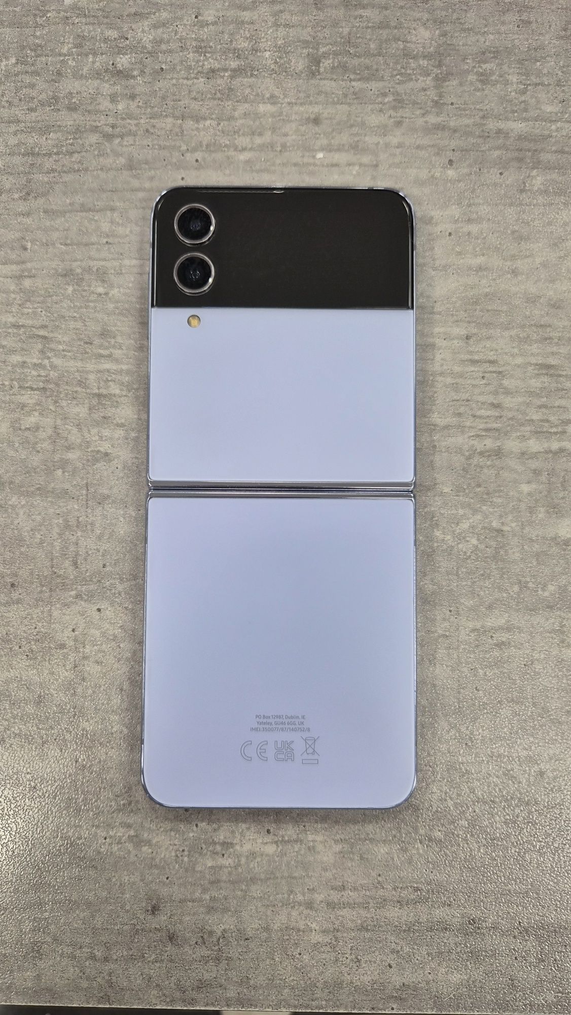 Samsung Galaxy Z Flip 4 за части / с повреден екран
