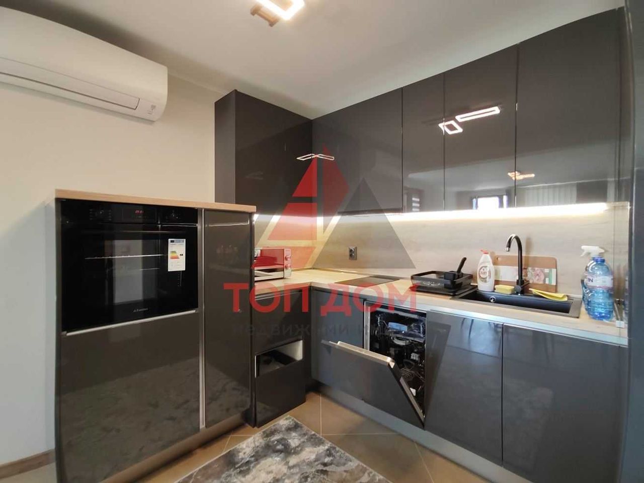 Дава се под наем Двустаен апартамент в Варна, Виница - 70 кв.м за 510 € - Снимка #2