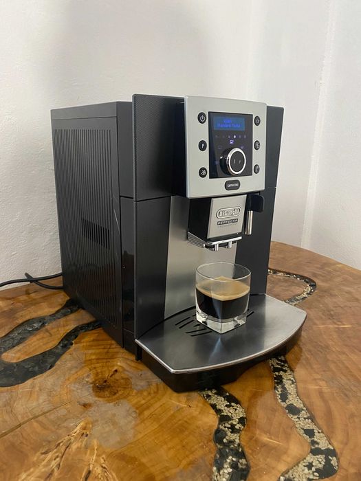 expresor / espressor cafea delonghi perfecta