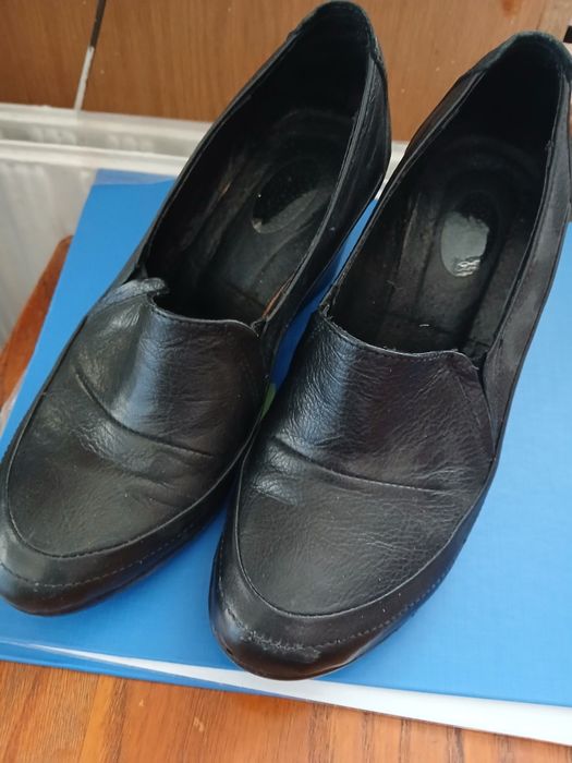 Обувки естествена кожа 37