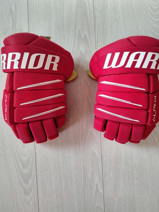 Кънки, стик, протектори - хокейна екипировка за дете - 10-11 години