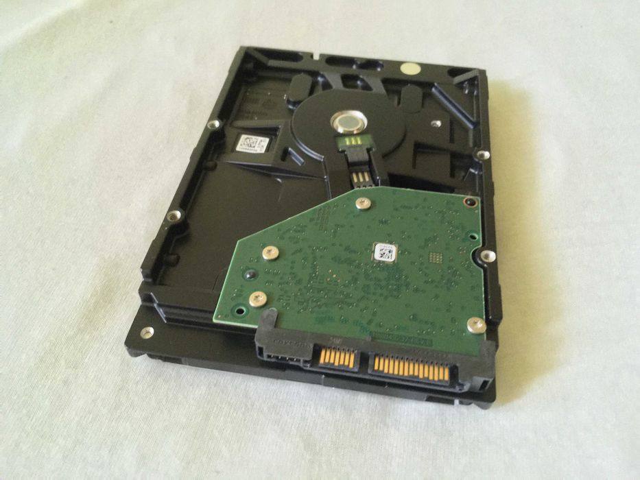 hdd 1 tb Seagate, nou, sata 3, marime 3.5" (desktop pc hard disk)
