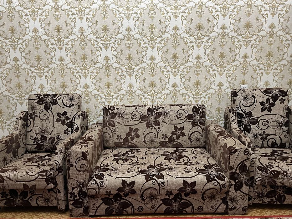 Диван трансформер , 2 кресло.