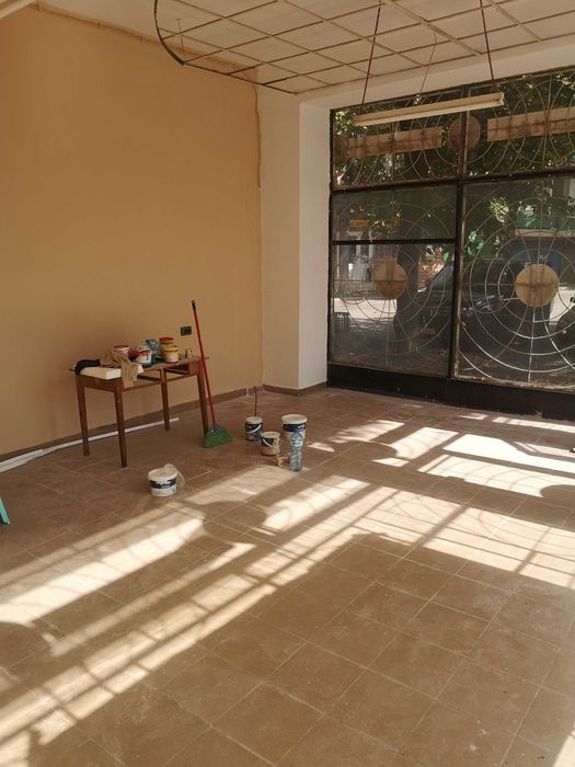 Дава се под наем Магазин в Враца, Център - 42 кв.м за 255 € - Снимка #3