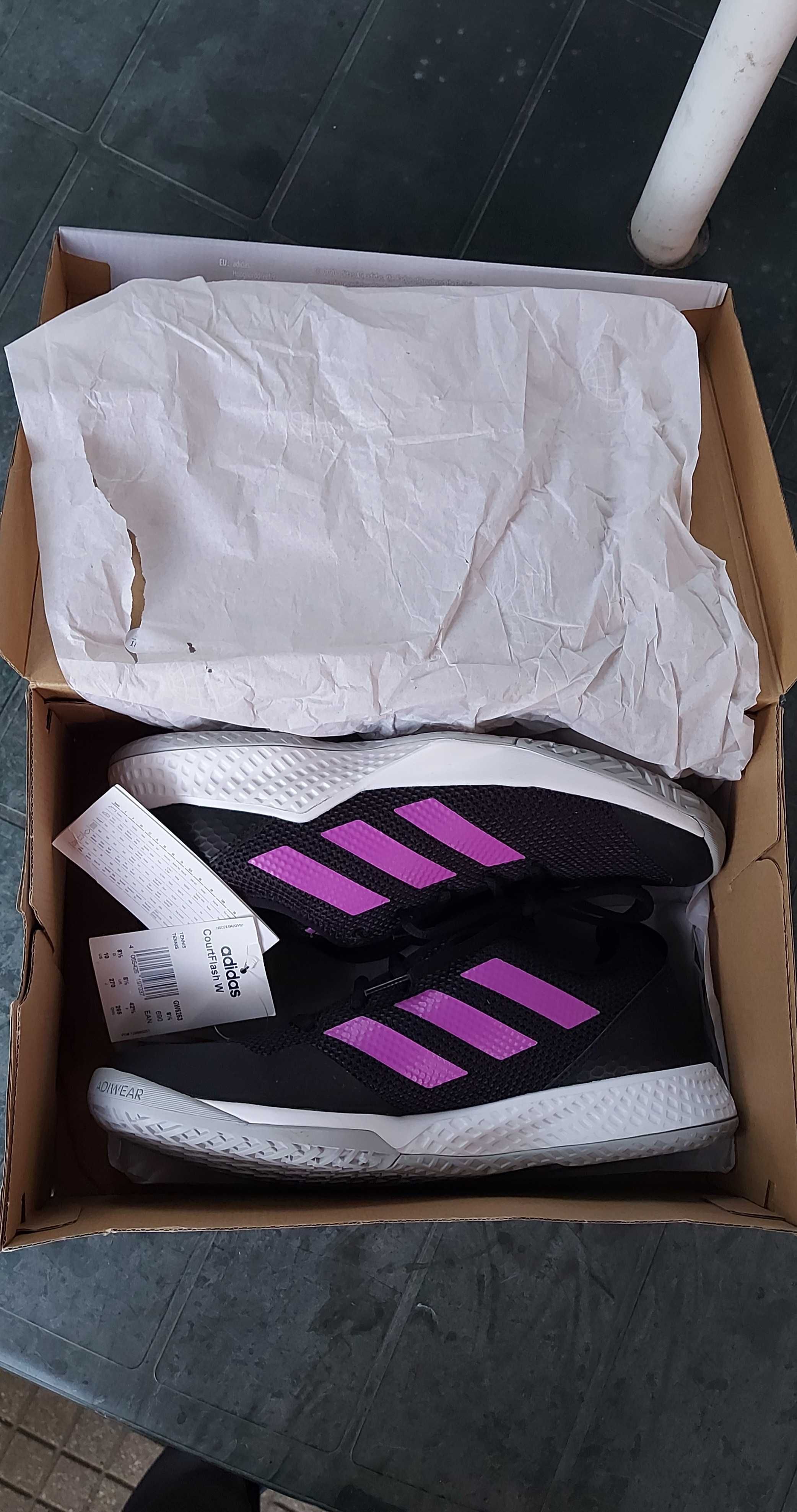 Оригинални маратонки adidas 42 2/3