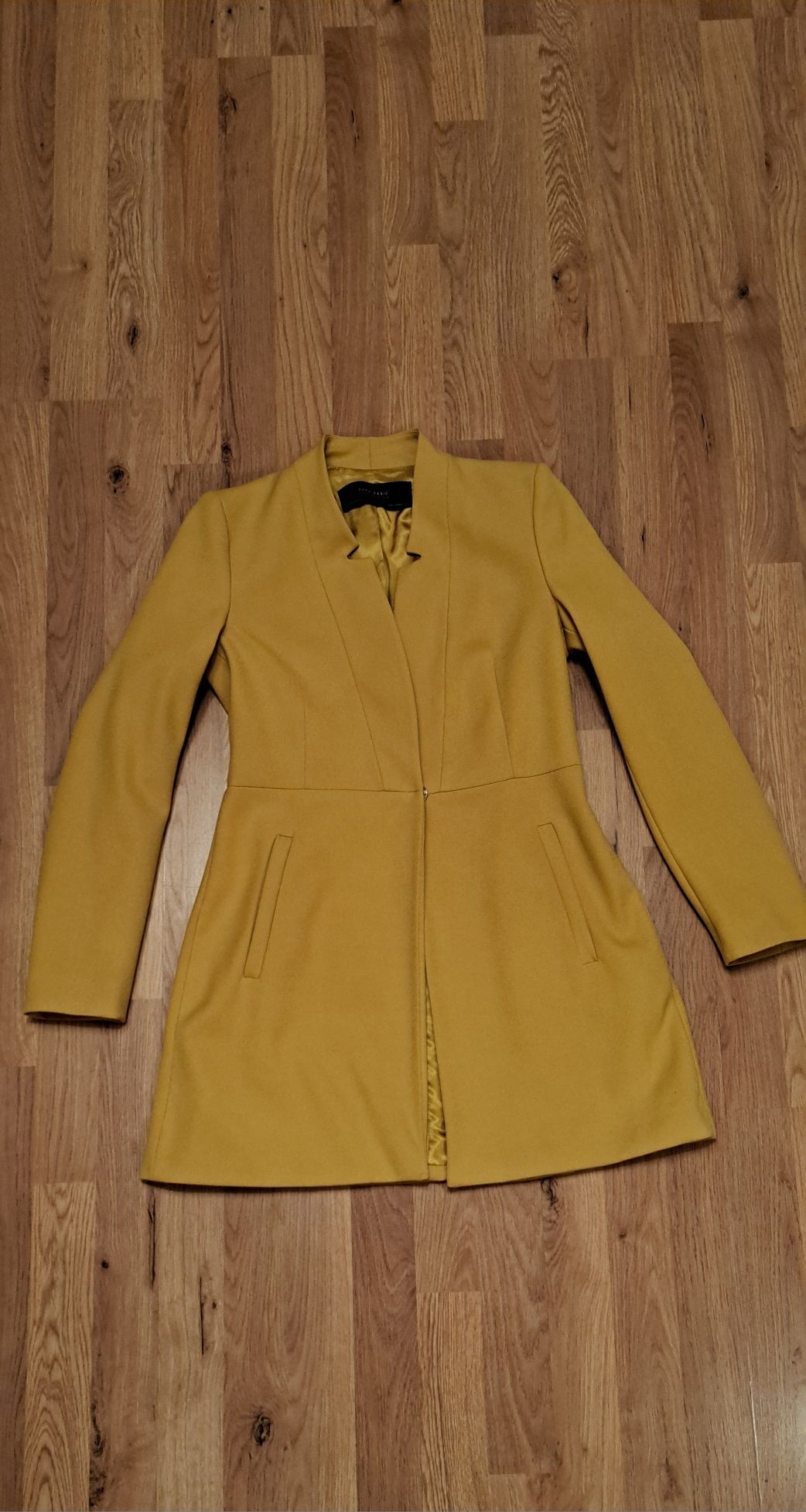 Zara Basic шлифер