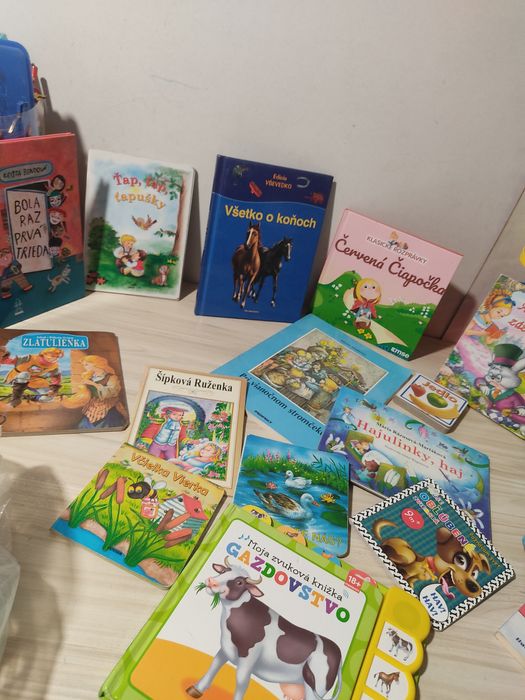 Книги  детски чешки,словенски