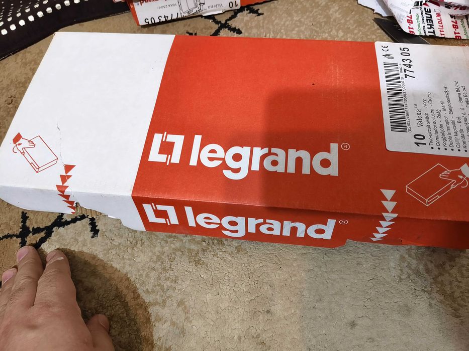 Выключатели Legrand