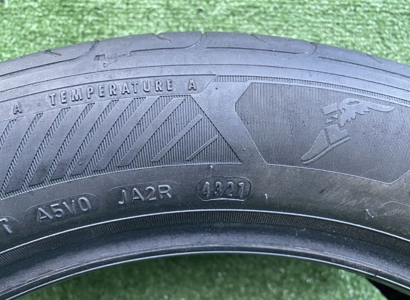 Set 4 anvelope vara 195 60 18 96H Good Year Efficient Grip Performance