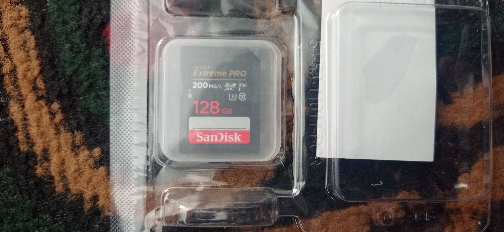 Sandisk 128 gb сотилади