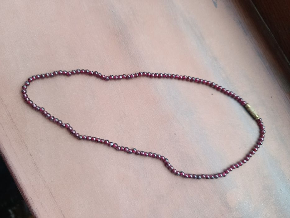Советские бусы из граната
