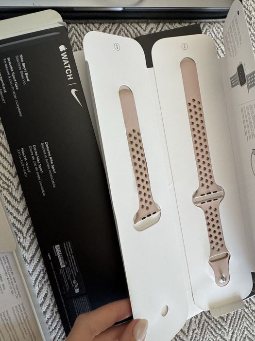 Apple watch series8 gps+cellular 45 mm Gold Stainless Steel Case