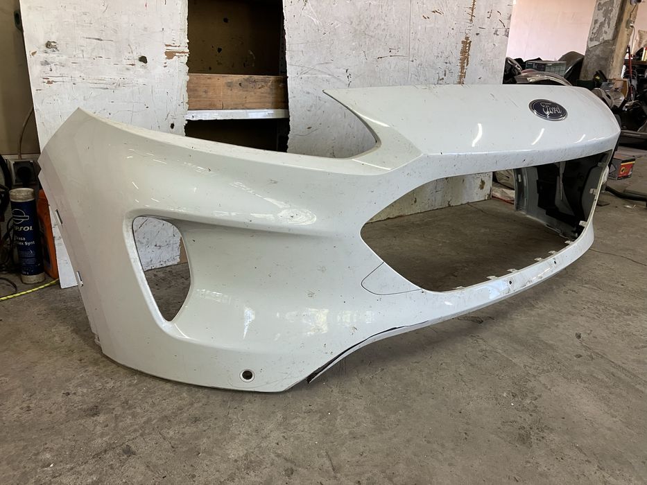 Предна броня за Форд Куга Ford Kuga 2020г-