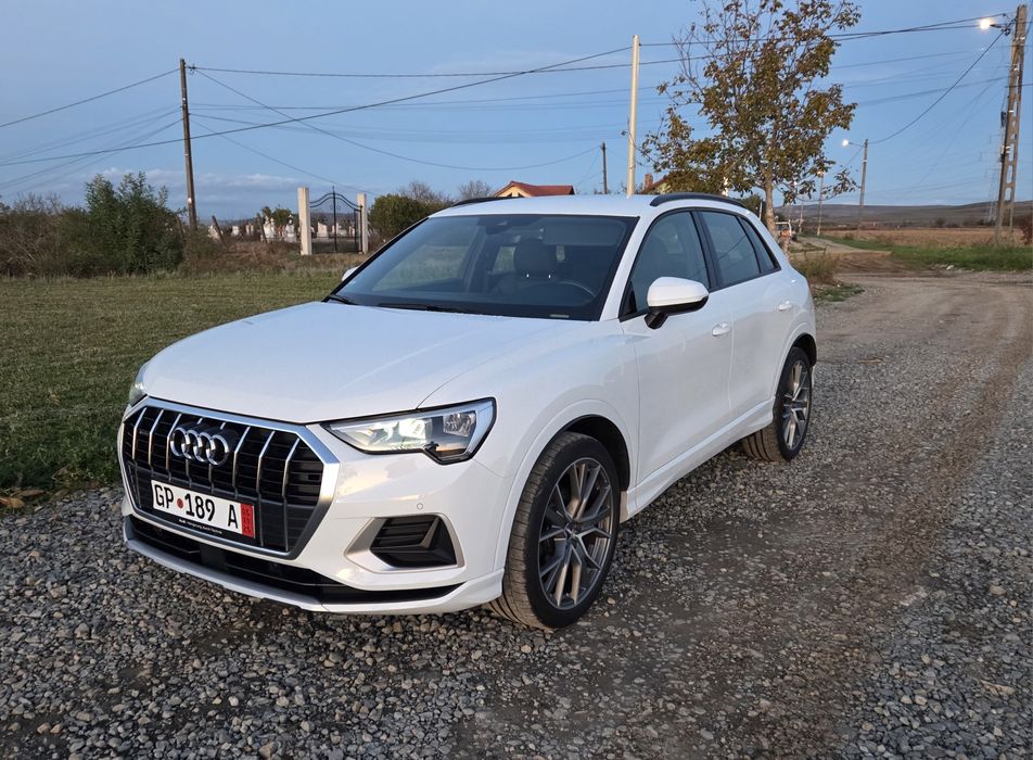 Vând Audi Q3 2.0 TDI Quattro an 2020