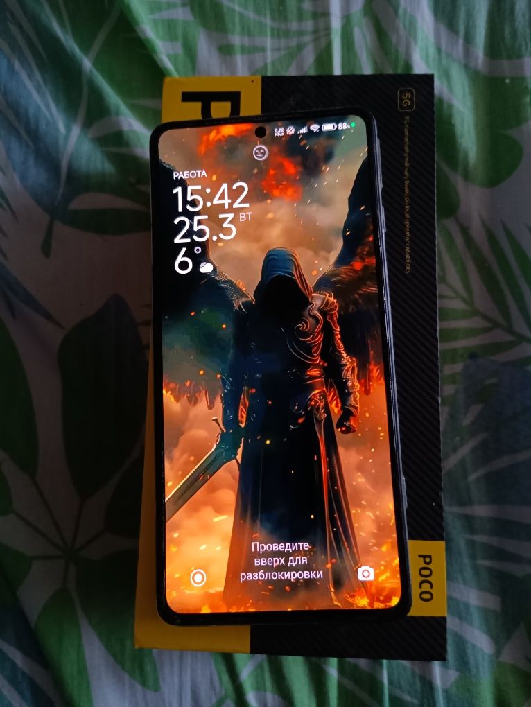 Продам Смартфон Poco F4 GT