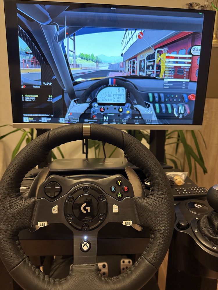Play seat Logitech G29+ televizor smart Allview
